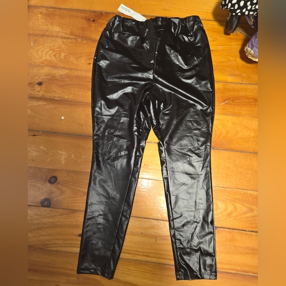 Nwt BloomChic Black Faux Leather Leggings - Picture 1 of 5